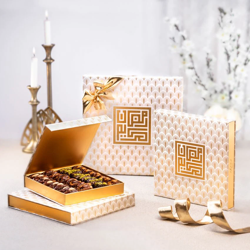 Custom Logo Luxury Packaging Gift Paper Box Eid Mubarak Ramadan Dessert Date Ramadan Chocolate Box