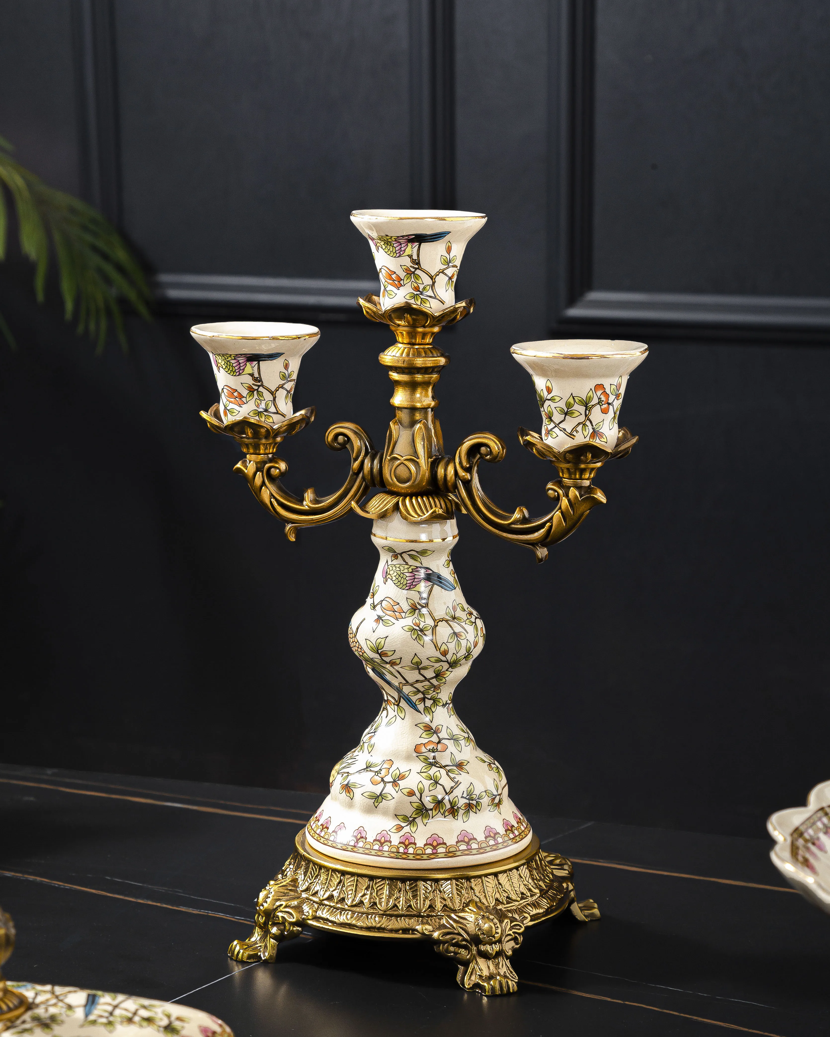 China Manufacture Uzbek Luxury Colorful Bird Flower Porcelain Brass Candle Holder For Decoration Ceramic Ornament