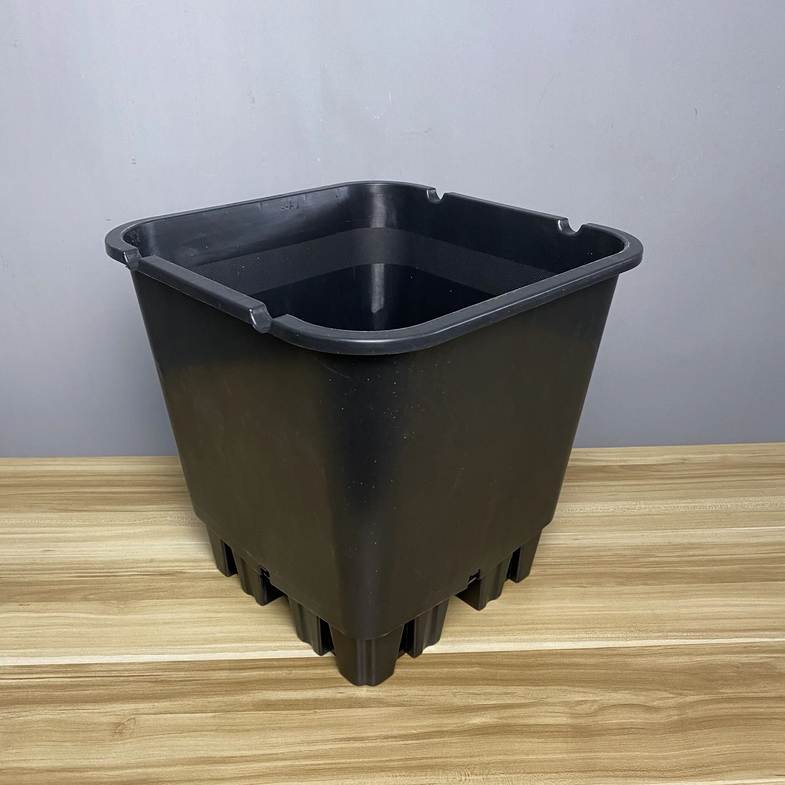 7 Gallon Plastic grow pot square growing bucket for blueberry and grapes