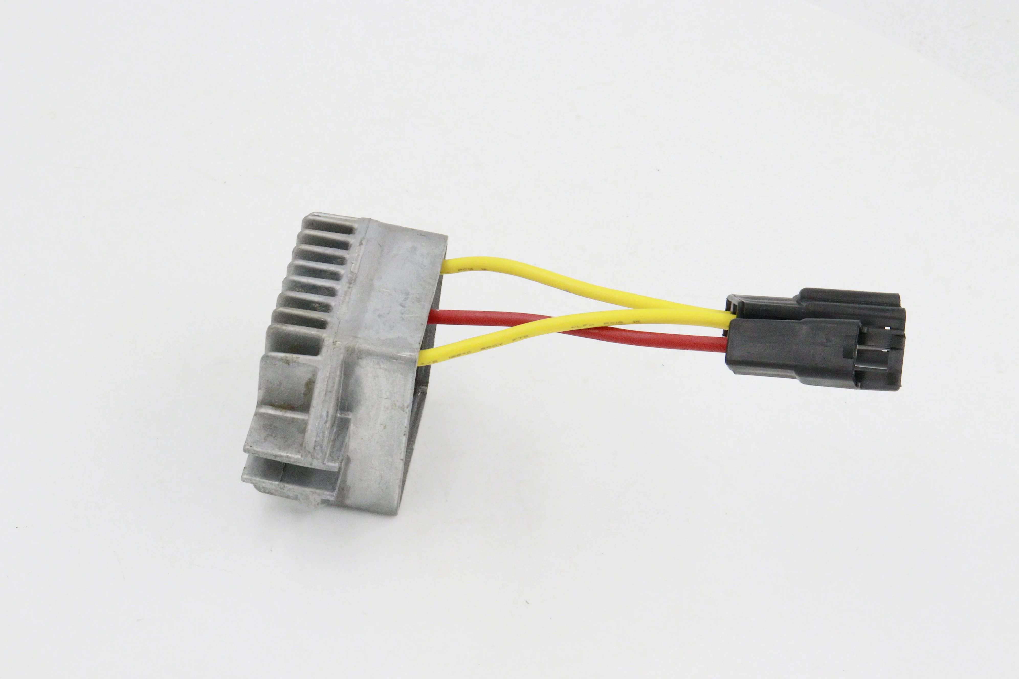 YP, Yuxin Voltage Regulator  Compatible with Most Briggs Stratton  Engines with 20 Amp Charging System  593843 Voltage Regulator