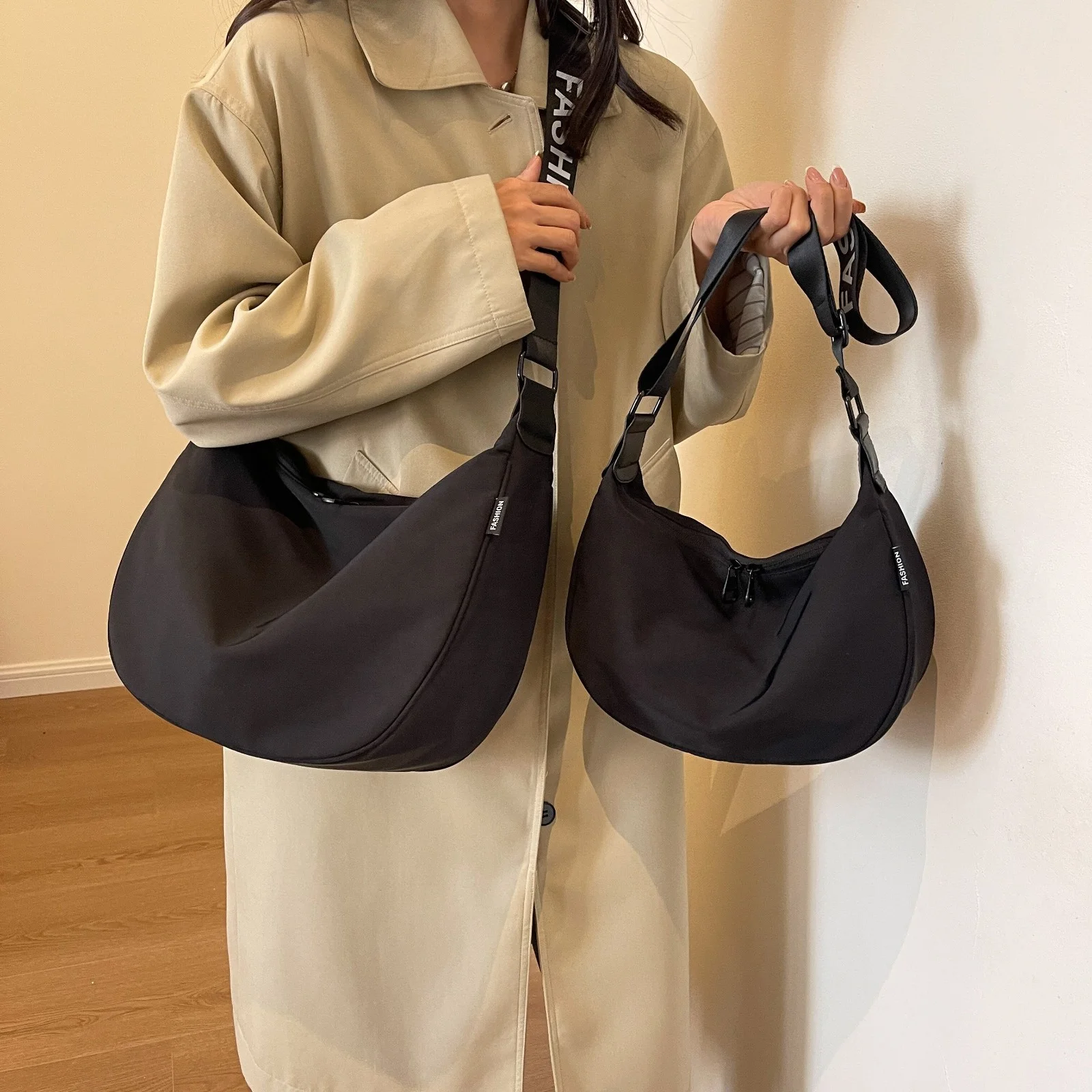 Solid Color Simple Large Capacity Fashion Sport Casual Shoulder Bag