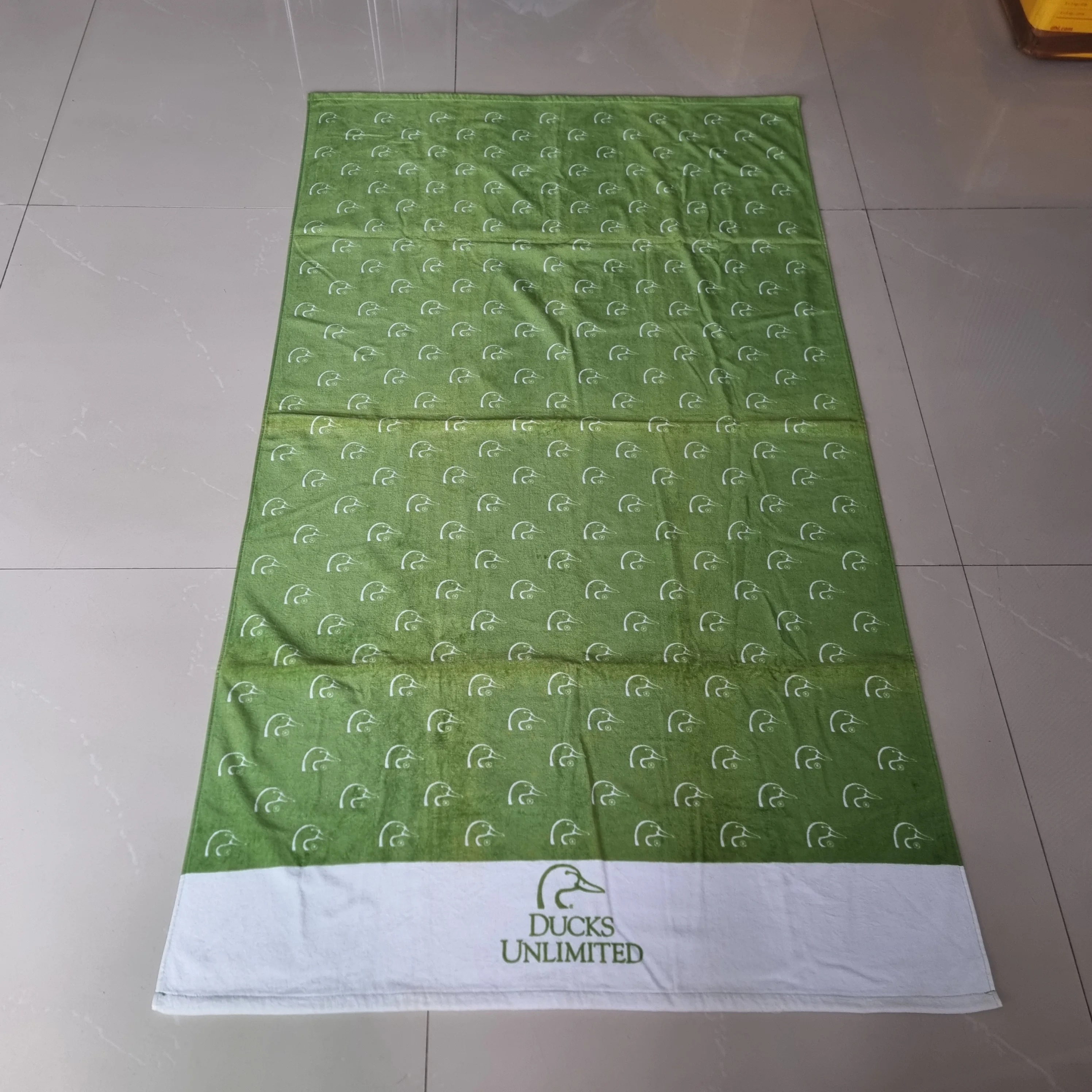 Wholesale Free Samples Design Microfiber Suede Summer Digital Print Logo Sand Quick Dry Polyester Printed Custom Beach Towel