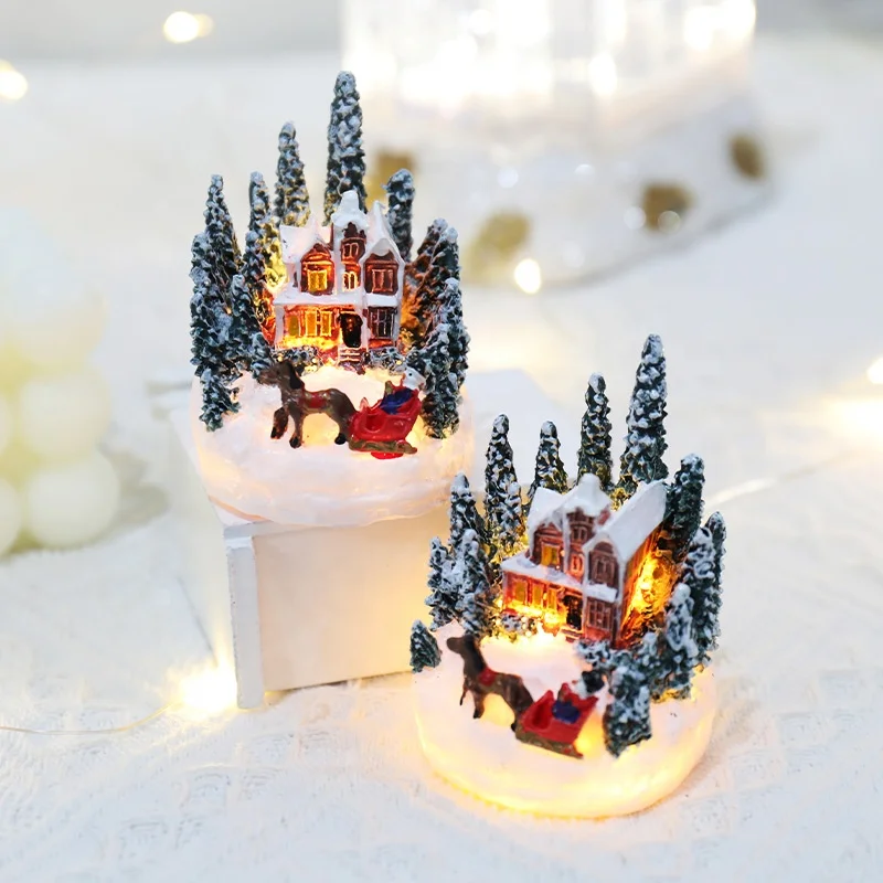 Kanlong LED Christmas decorations Resin house Light up Christmas micro-landscape  small house for christmas decor