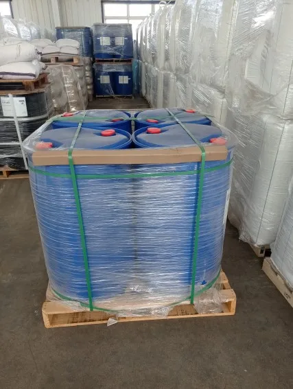 The corrosion inhibitor for drilling fluid is suitable for high concentration hydrochloric acid or mud acid