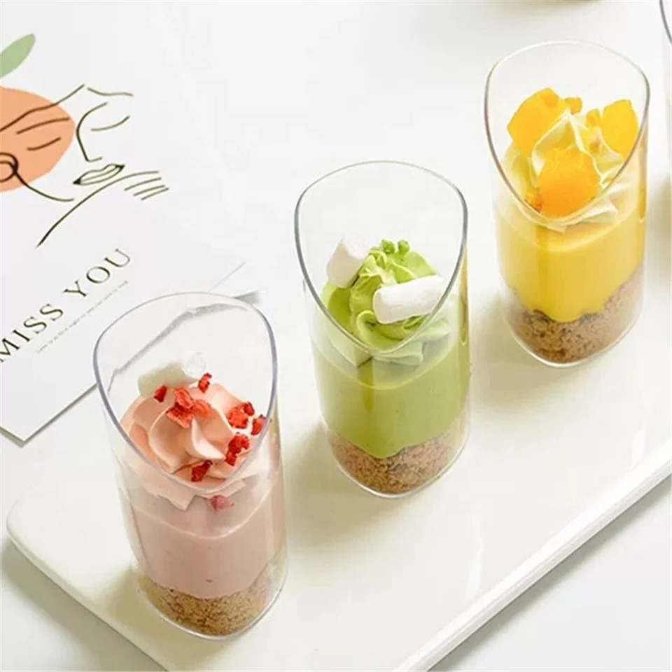 Various Type Of Dessert Cups PS PP Mousse Pudding Tiramisu Cake Yogurt Disposable Rigid Plastic Cups With Spoon
