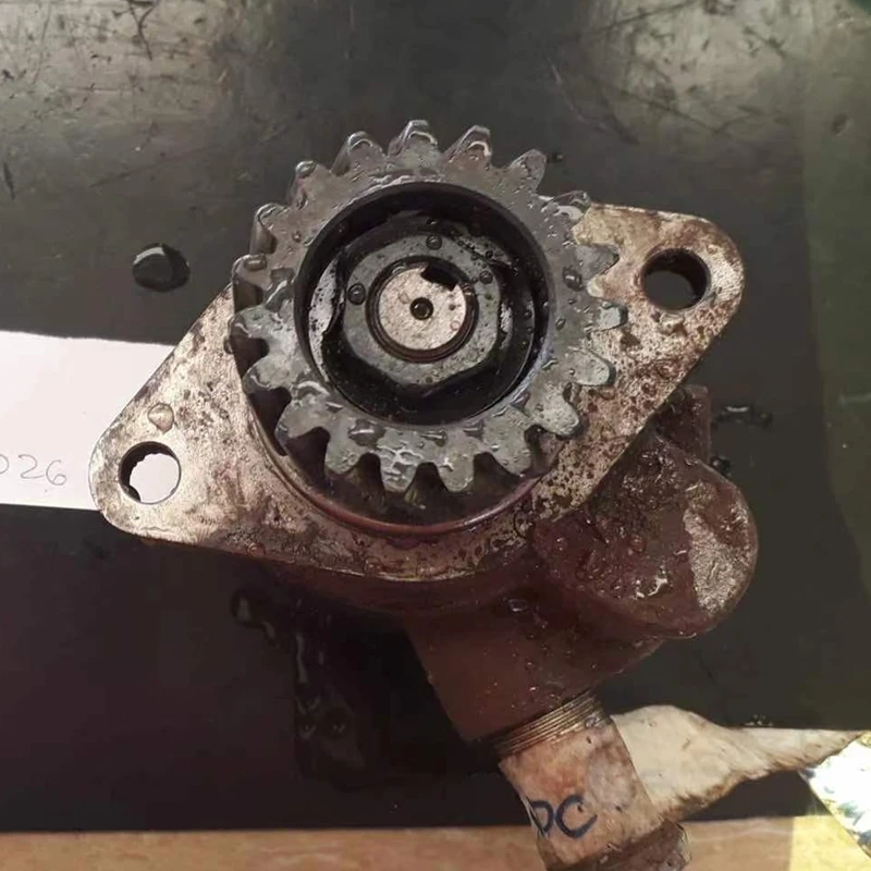 Steering gear pump DZ9100130026