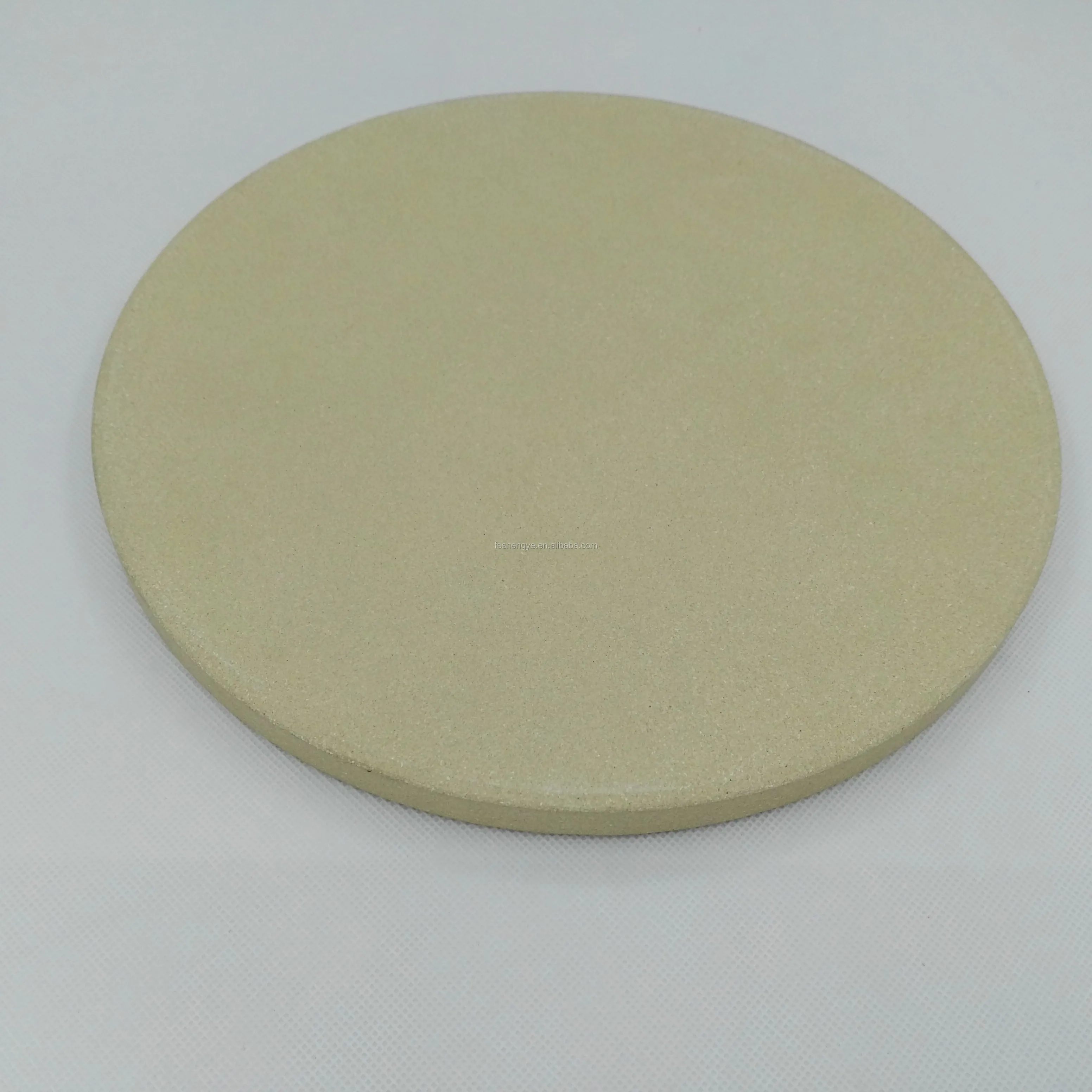 Dia 26cm Round cordierite pizza stone with thickness 1.5cm for USA and Germany market