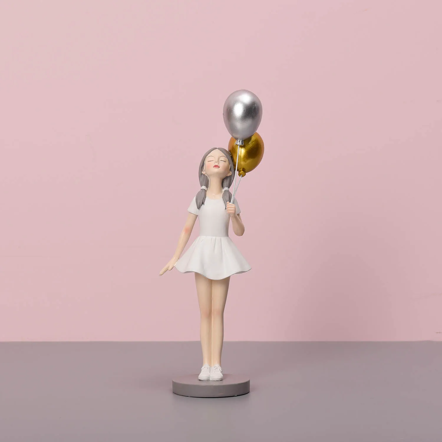 Fashion Home Decor Black Dress Holding Balloon Resin Decoration Bedroom For Teen Girls