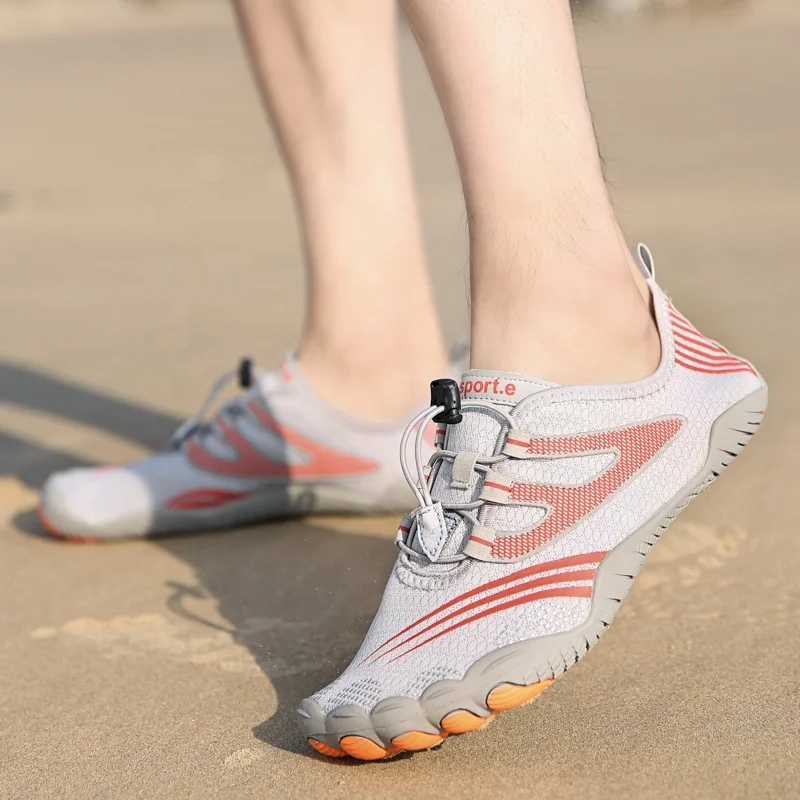 Light Fashion Rubber Big Size 36-47 Non-Slip Unisex Sports Water Beach Shoes For