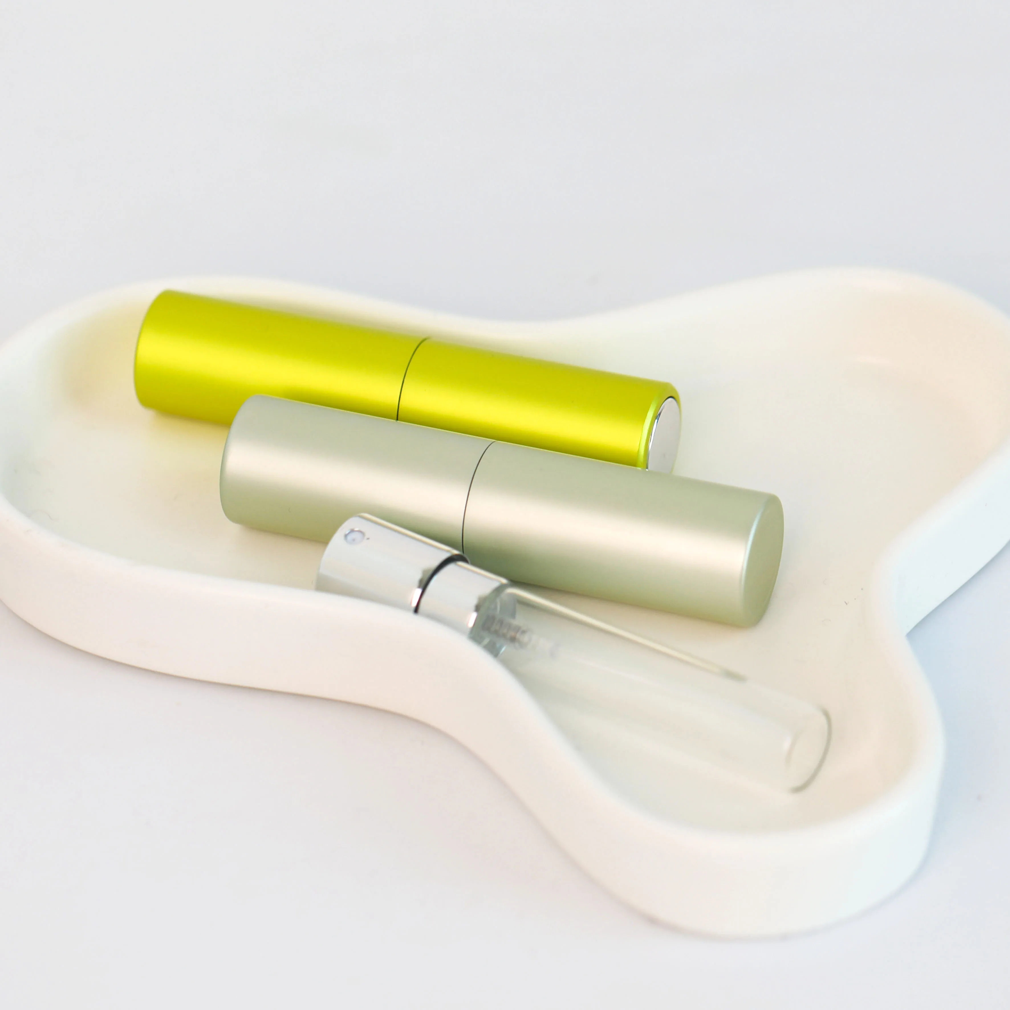 5Ml 8Ml 10Ml Factory Price Twist Up Metal Spray Bottle 8ml Aluminium Portable Refillable Perfume Atomizer