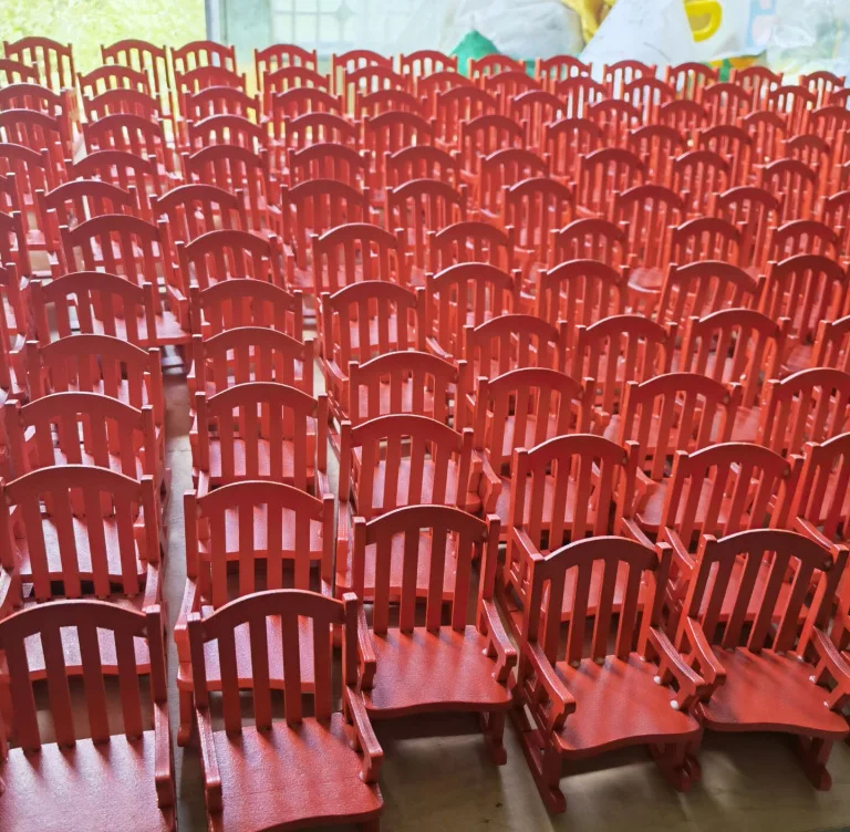 Creative 2022 New Christmas Pendant Wooden Paradise Memorial Chair Red Christmas Tree Hanging Ornaments