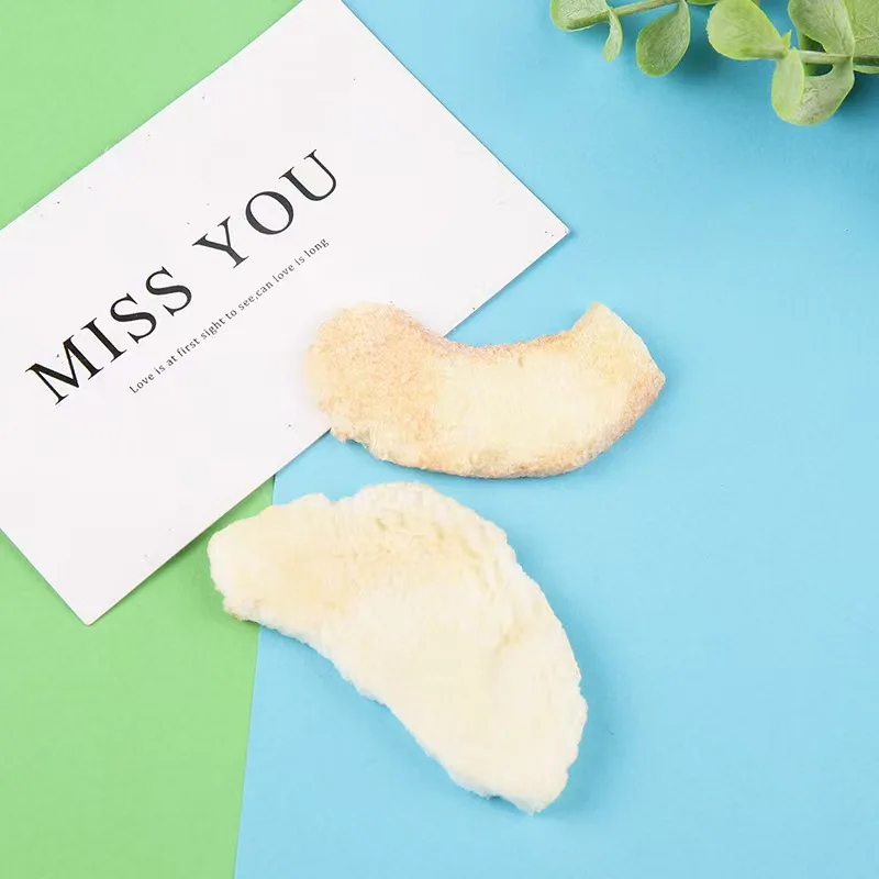 Sweet Flavored Freeze-Dried Pears Snack Preserved Drying Process Vacuum Pack Packaging