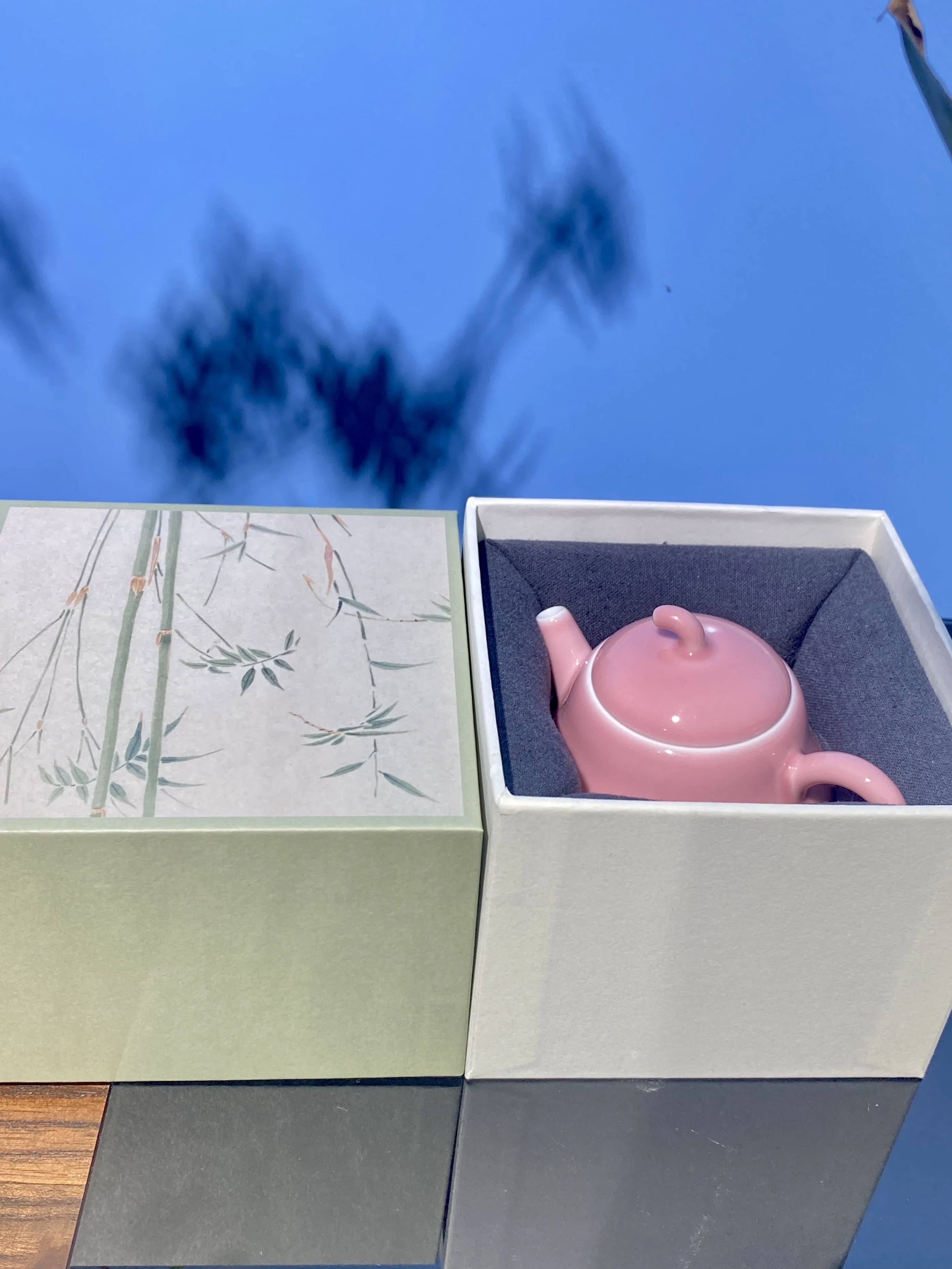 Customize Logo 200ml Pink Ceramic Teapot Elegance Luxury Teapot Porcelain  Pot For Home