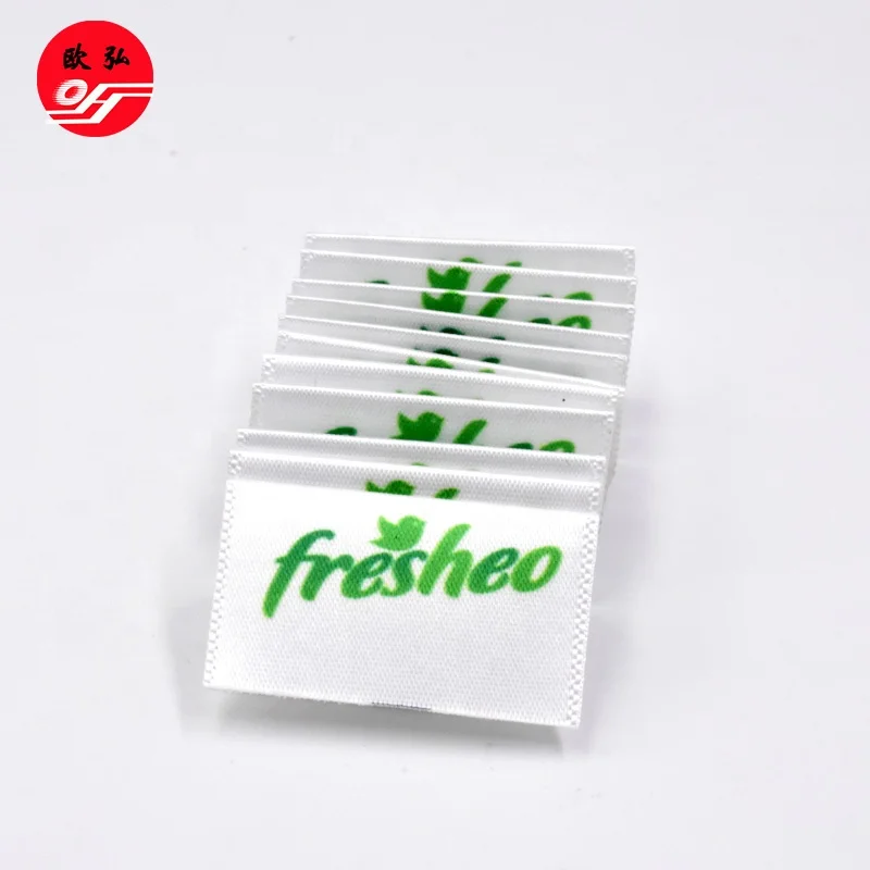 
Wholesale Customized Colorful Heat Transfer Printing Garment Neck Labels 