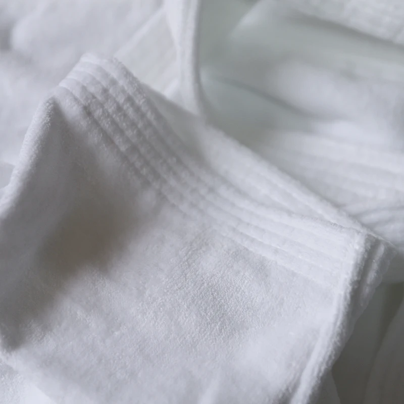 CFL manufacturers hot products oem logo outside 100% cotton soft white hotel kimono bathrobe for african spa