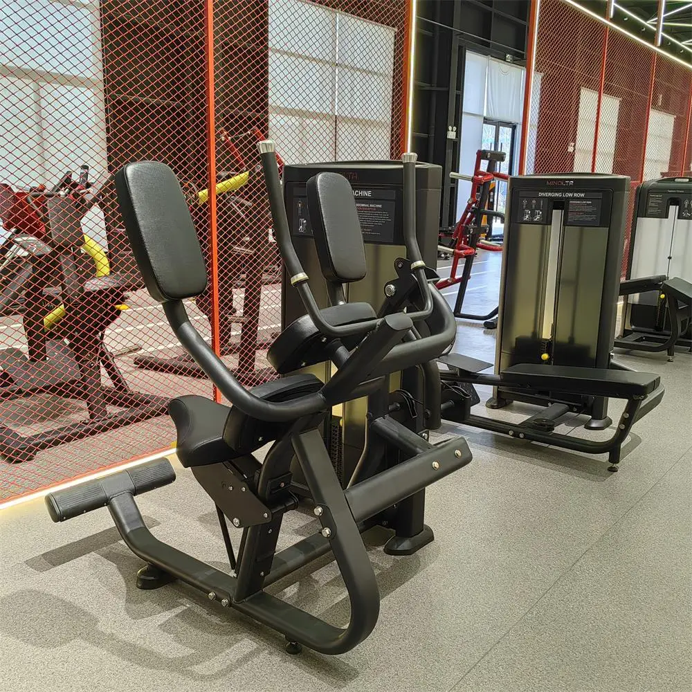 commercial fitness equipment