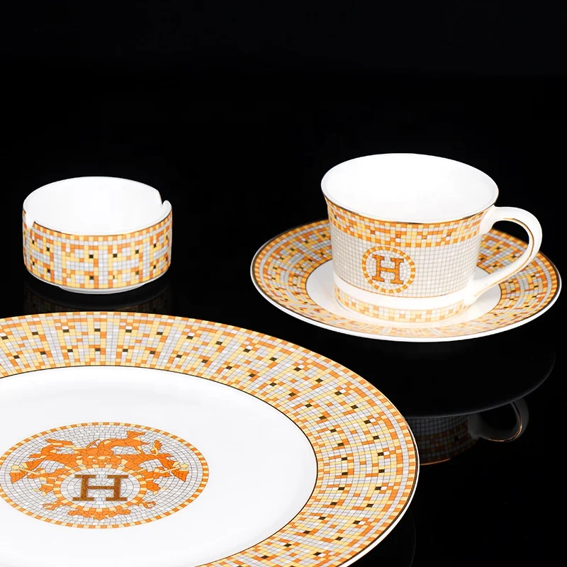 Luxury H Bone china Gold Plate Porcelain for Wedding Restaurant Vintage Ceramic Charger Plate