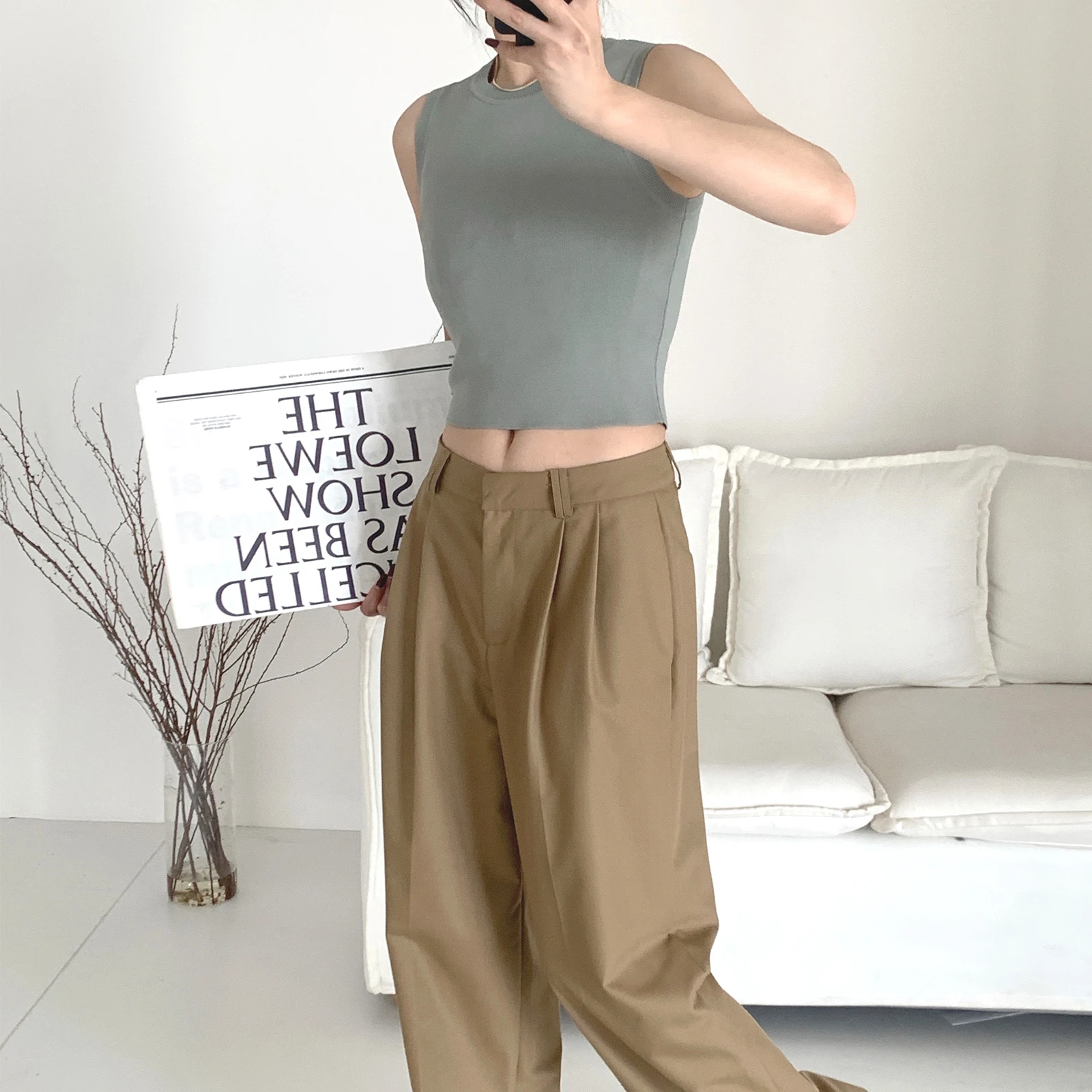 Women Regular-fitting Sleeveless Knitted Vest for Summer