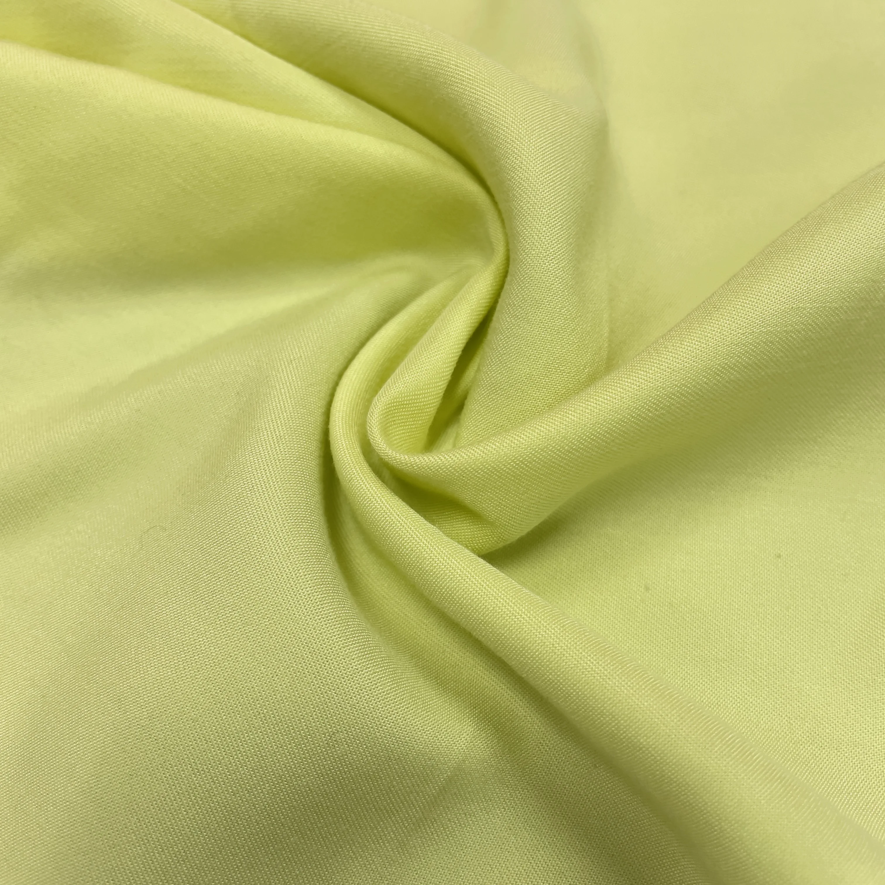 2021 high quality  plain dyed  rayon polyester woven fabric for skirts