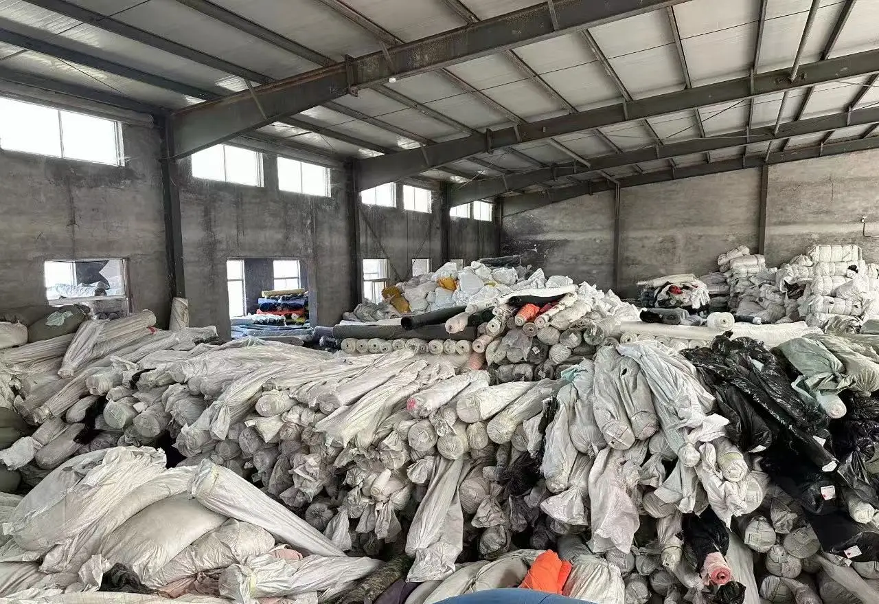 High Quality Cotton Bedding Fabric for Home Textile Premium Material for Comfort and Durability