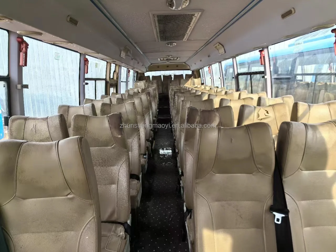 Euro 4 Seats 65 diesel engine used bus cheapest price ready to ship  The Ultimate Luxury Tour Coach with Seating