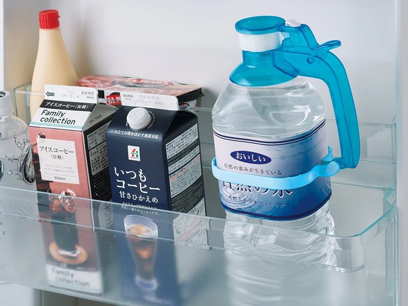 Kitchen useful goods plastic unique drink bottle handle for sale