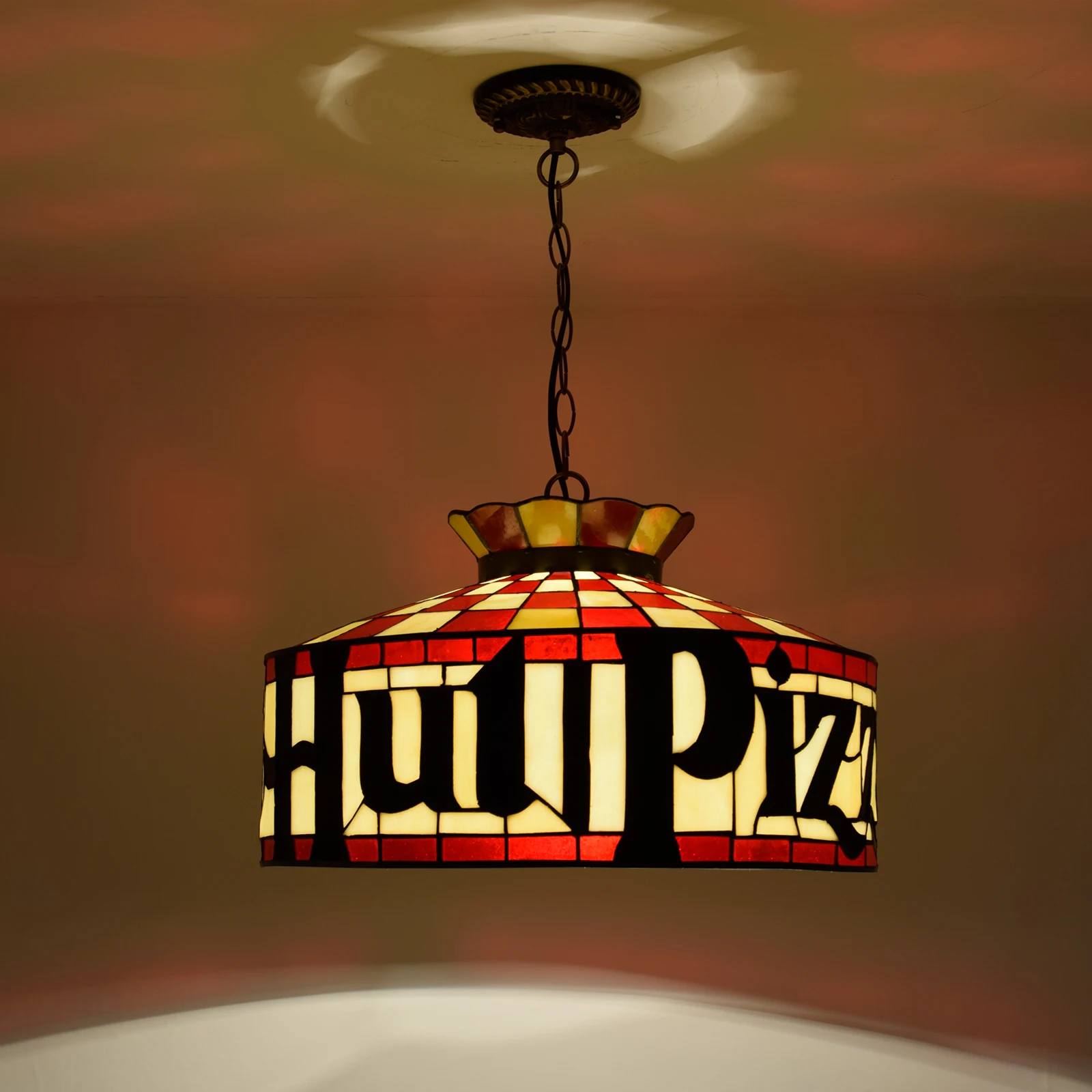 Tiffany Stained Glass 90s memory Pizza chandelier Art decoration retro Hut Chandelier restaurant Pendant Lamps