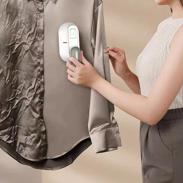 Handheld Garment Steamer for Clothes, Portable Handheld Design, Strong Penetrating Steam