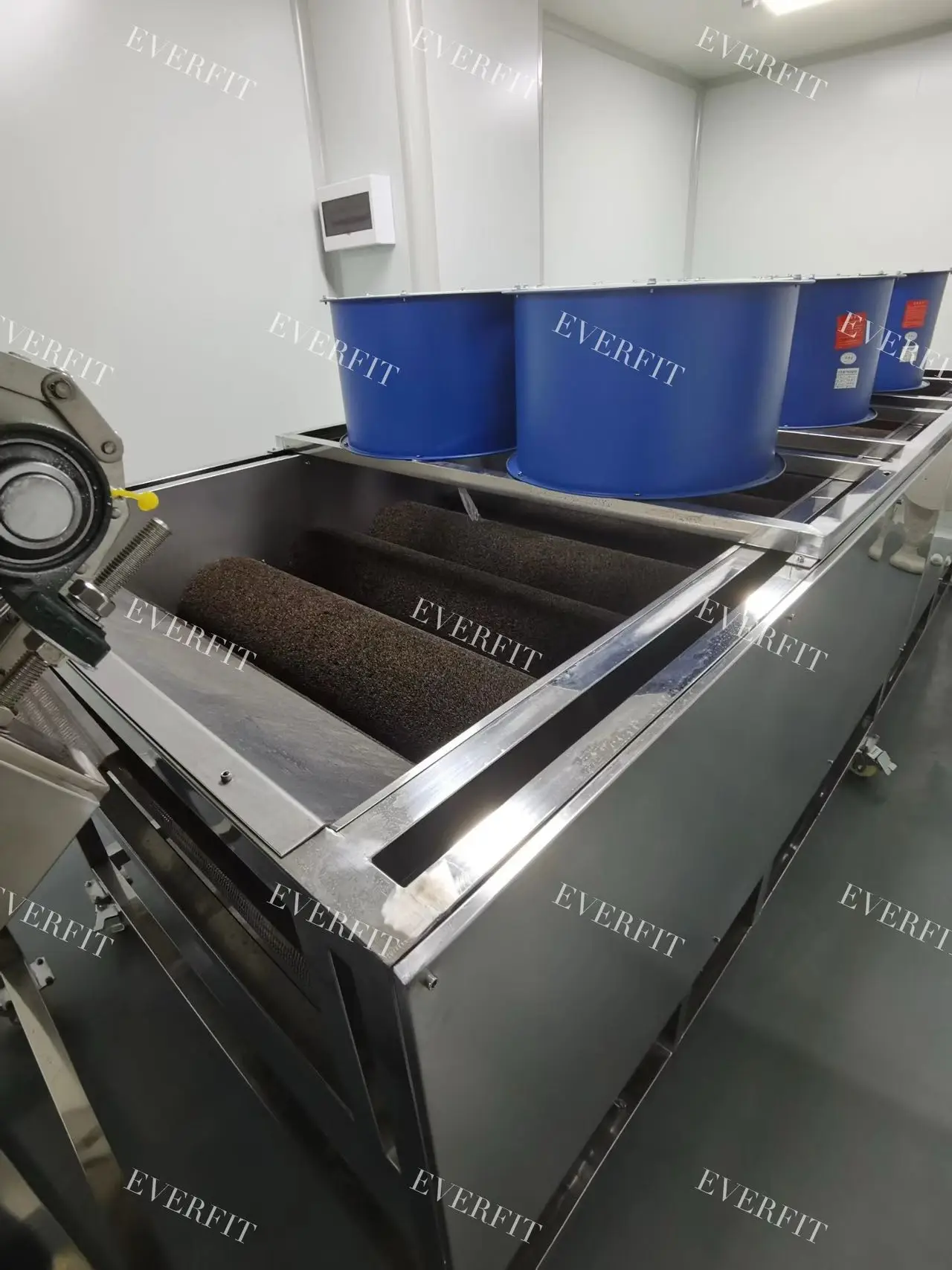 2024 Hot Style High Quality Wholesale Barhi Date Cleaning And Drying Nylon Brush Machine