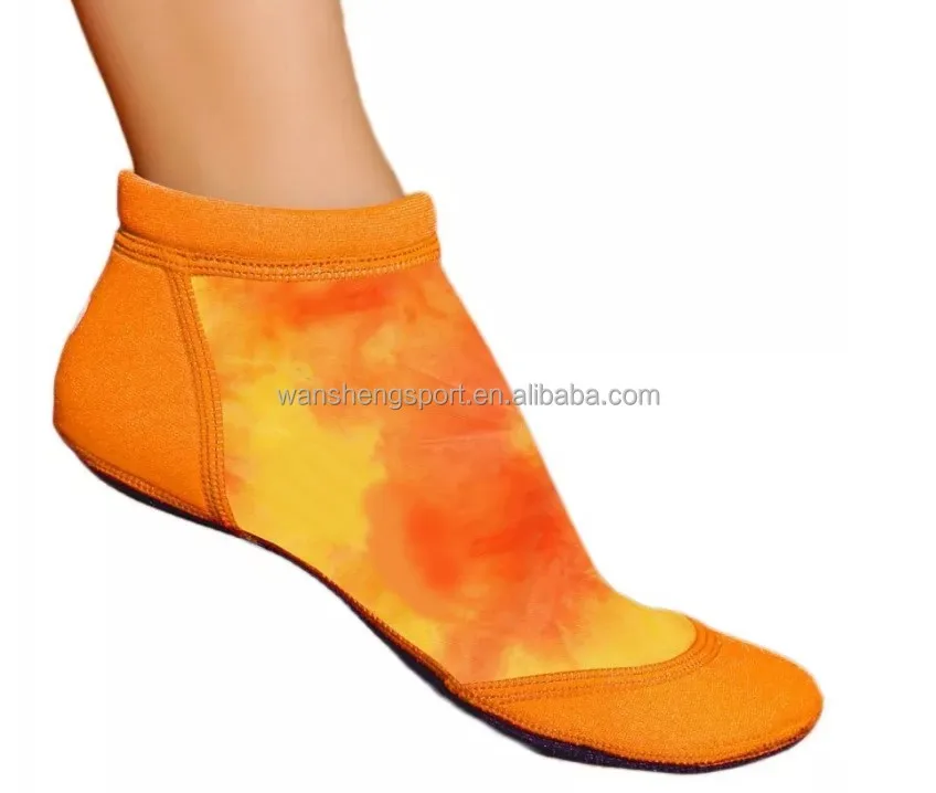 OEM ODM Design 3mm Soft Skin Anti Slip Sand Beach Tennis Sport Booties Water Activities Diving Surfing Wetsuit Neoprene Socks