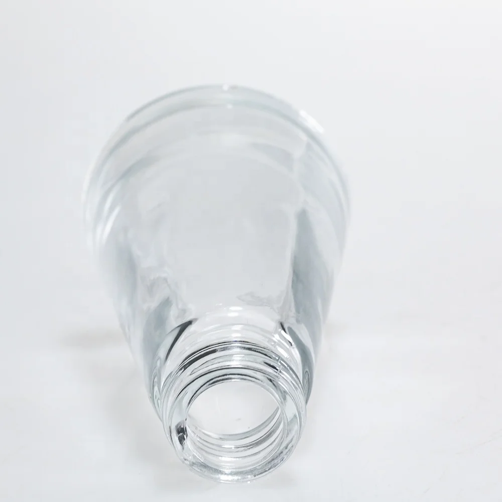 Popular 70ml triangular conicall reed diffuser bottles with screw cap