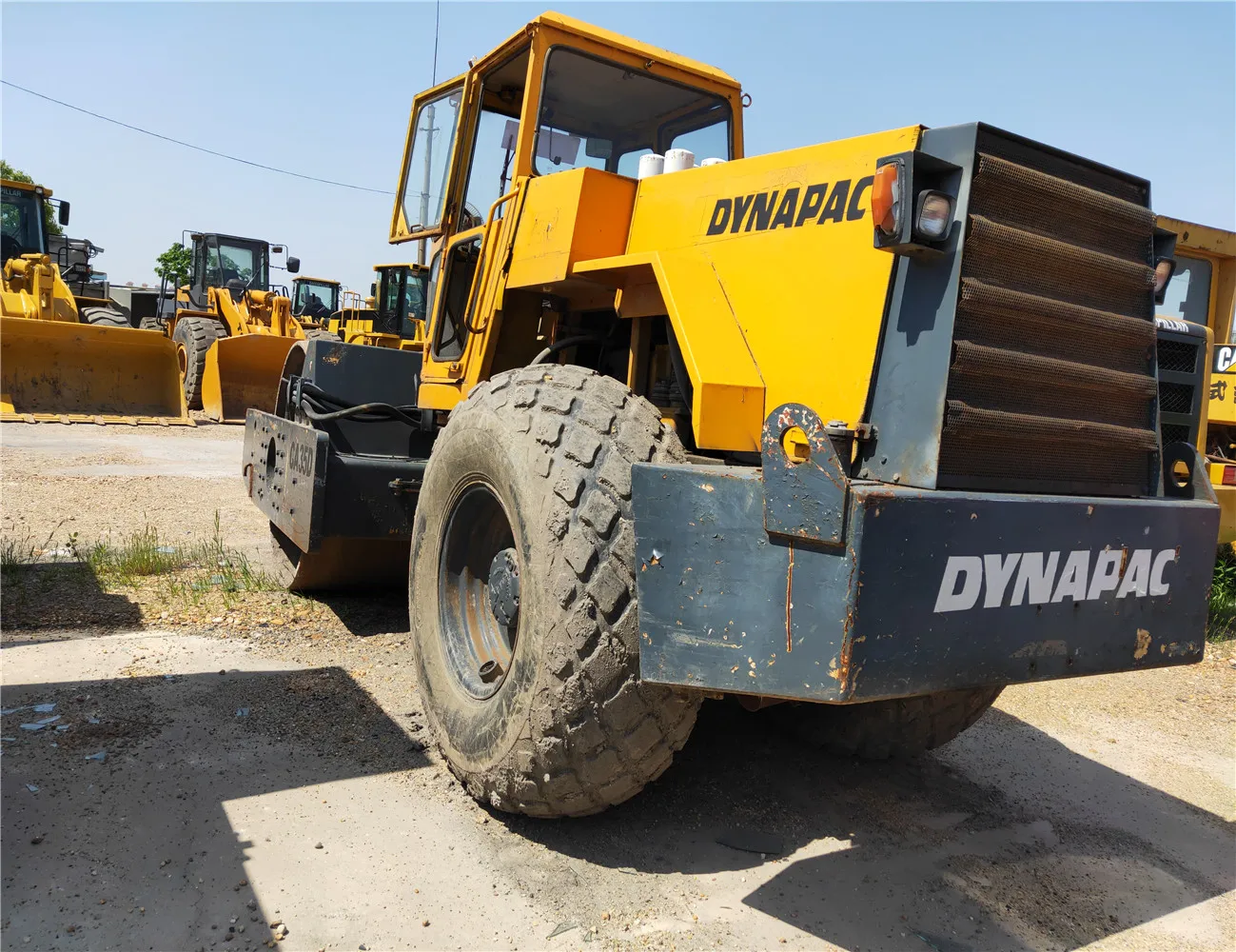 Подержанный ролик Dynapac CA35D CA30D CA251D CA25D для продажи с хорошей производительностью и хорошим