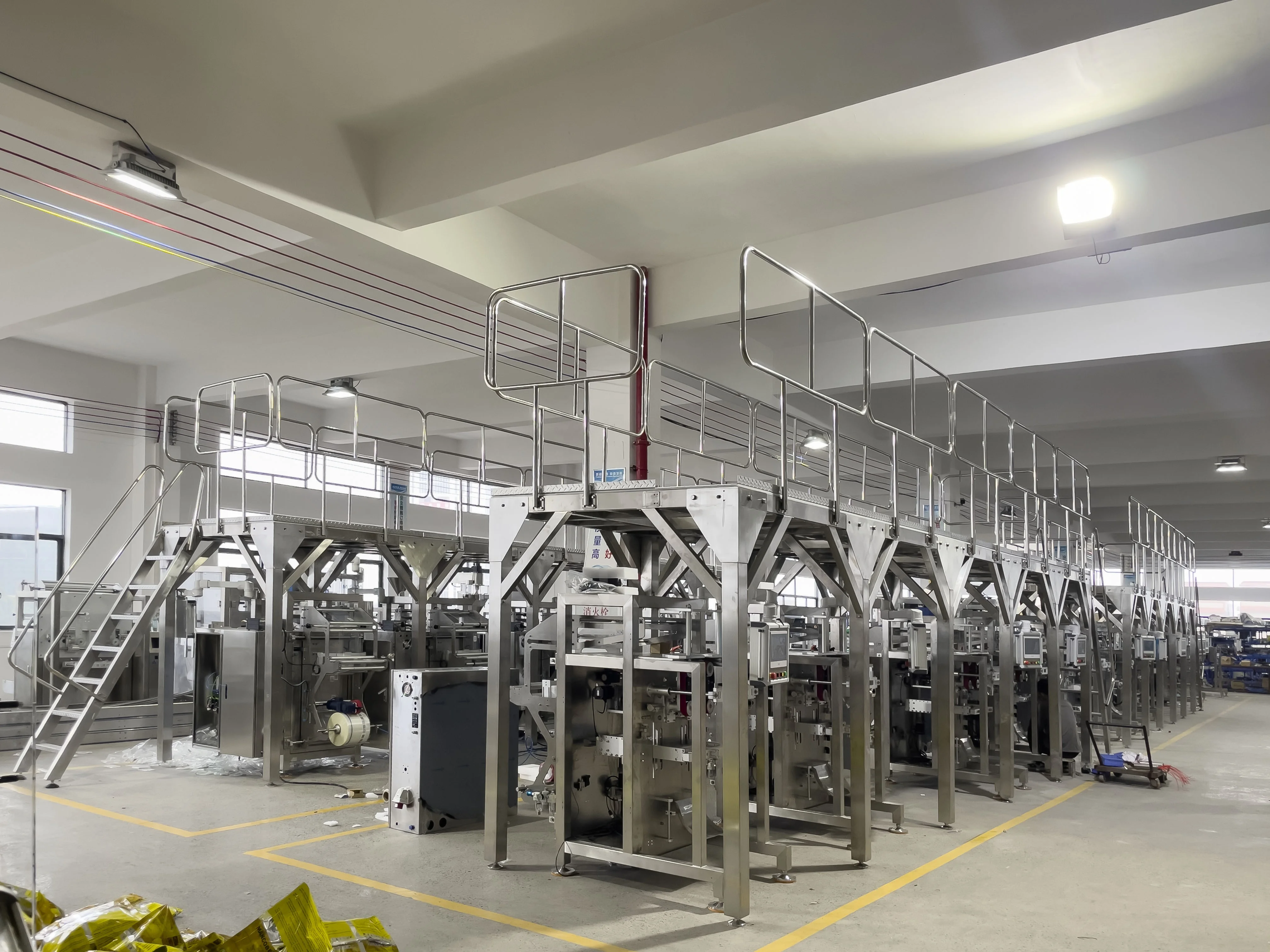 Chinese Manufacturer Automatic VFFS Sauce Ketchup Tomato Paste Olive Oil Pouch Bagging Packing Machine