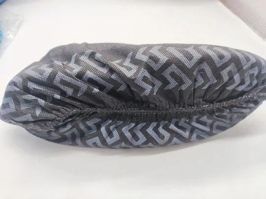 Non woven plastic pp pe black protection shoe covers cpe waterproof medical anti slip disposable shoe cover