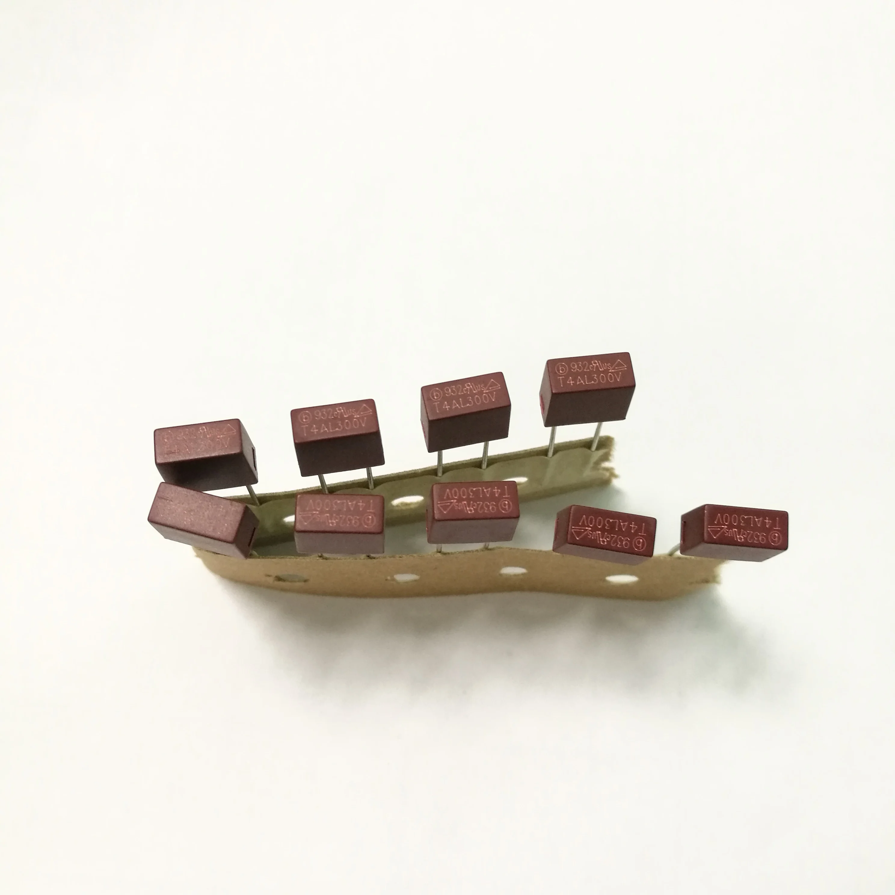 Square plastic encapsulated fuse 9322125278  932  T12.5A 250V