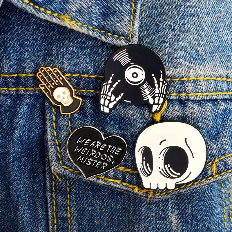 
Cartoon Skeleton Halloween Party Favors Painting Enamel Glaze Zinc Alloy Lapel Pin Custom Badge Pin Button Badges Emblem 