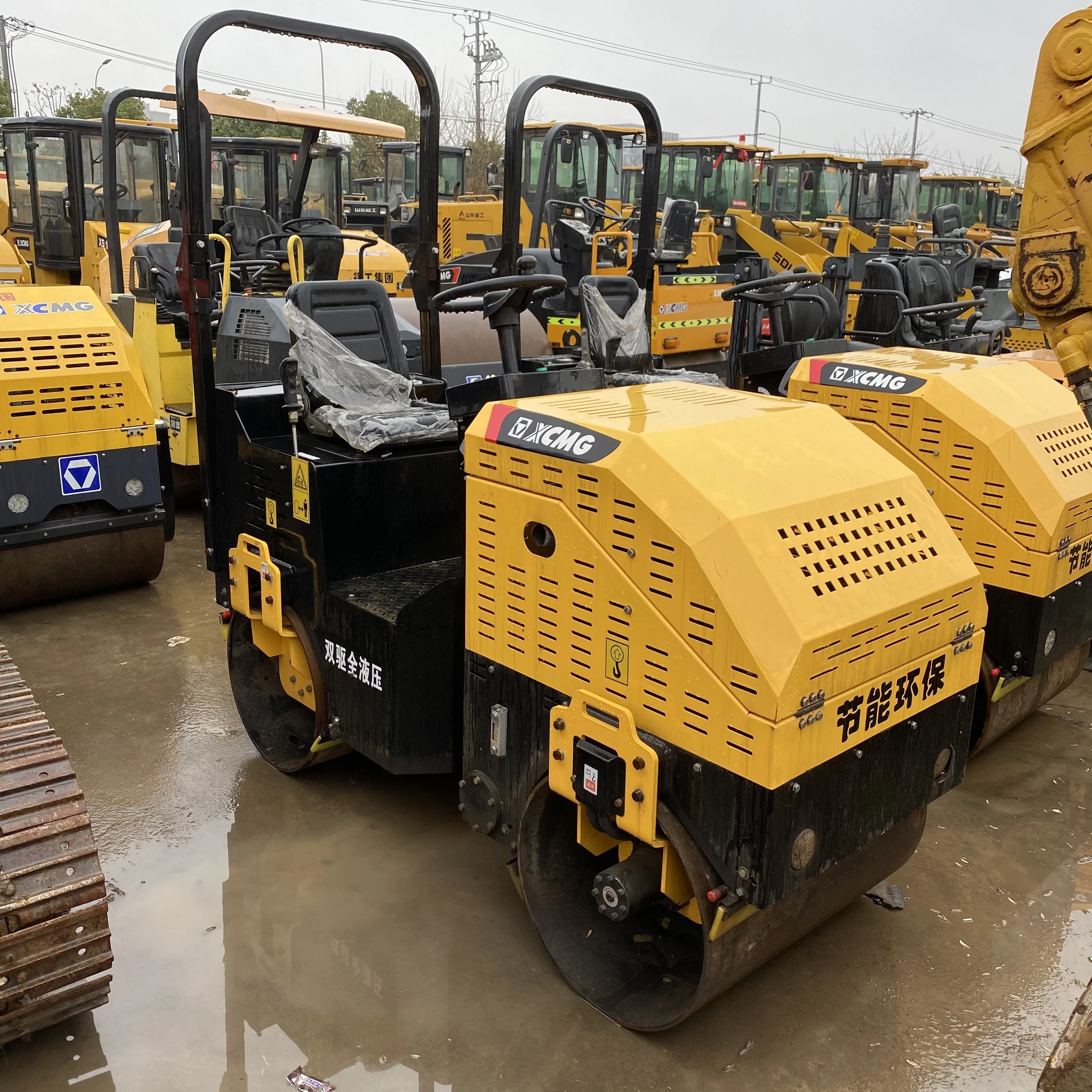 3ton mini Road Roller XMR30S Double Drive Full Hydraulic Road Roller Compactor Used