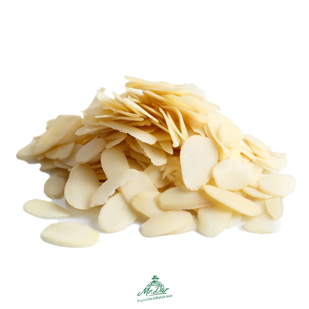 Other nuts and kernels sliced blanched almonds vacuum 2,5 kg best price for wholesale