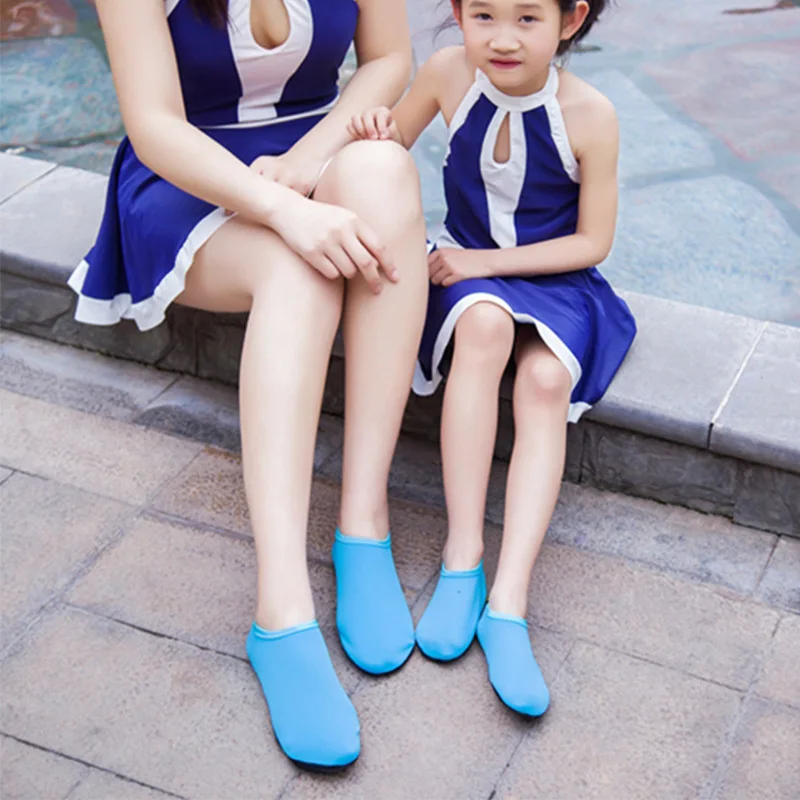 2021 Hot Sale Yoga Socks Unisex Shoes Outdoor Leisure Beach Diving Water Proof Water Shoes