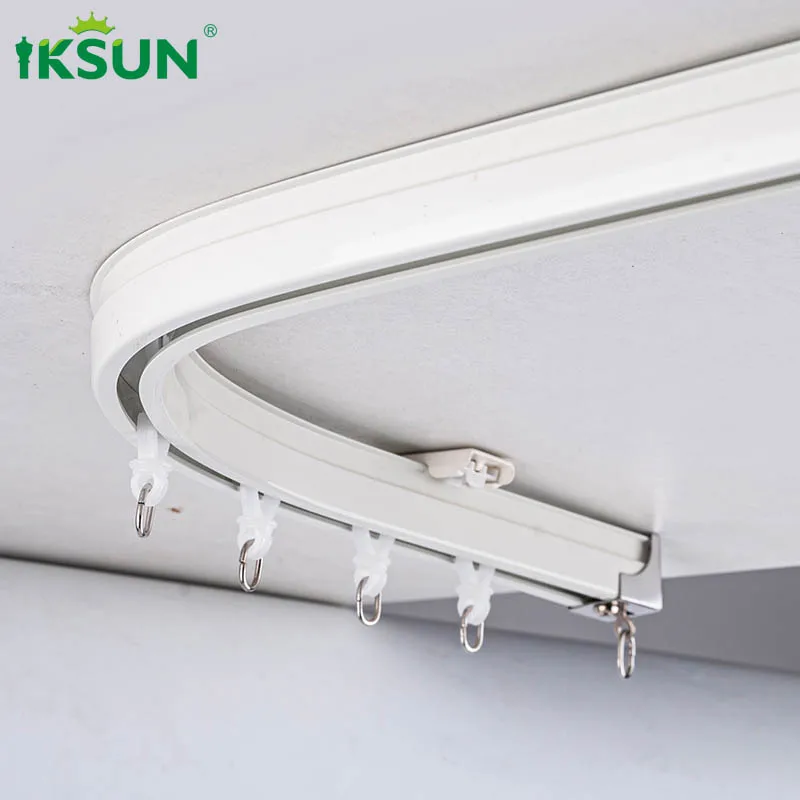 Iksun manual bending flexible top ceiling mounted l shape sliding bendy curtain rail for bay window