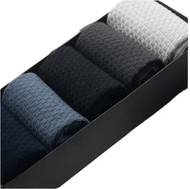 Business Men Crew Socks Bamboo Fiber Fashion Tube Socks for Men OEM Custom Design White Black Casual Waterproof Socks Knitted