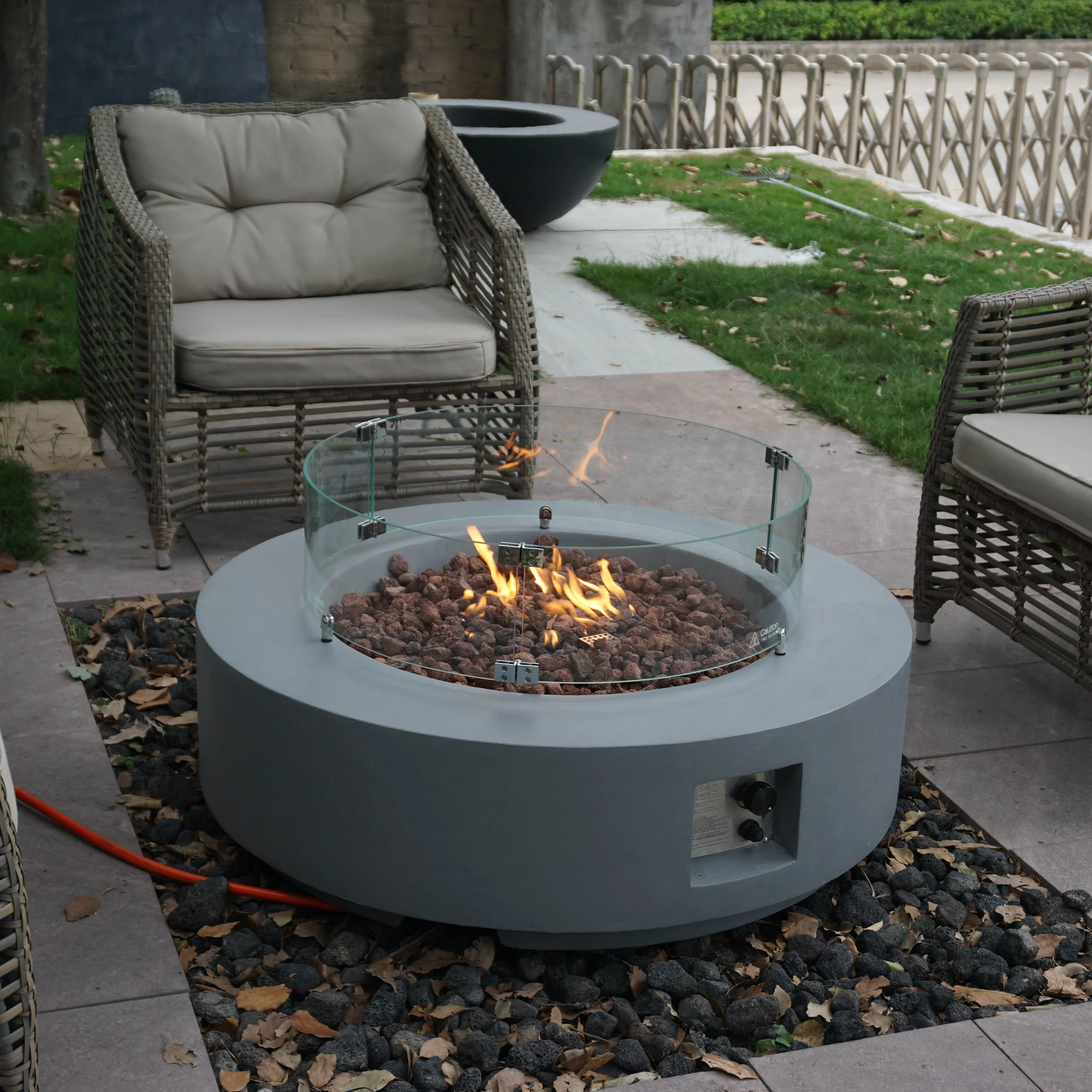 GFRC Round Outdoor Fireplace Garden Heating Fire Pits Nature Gas Propane Fire Table