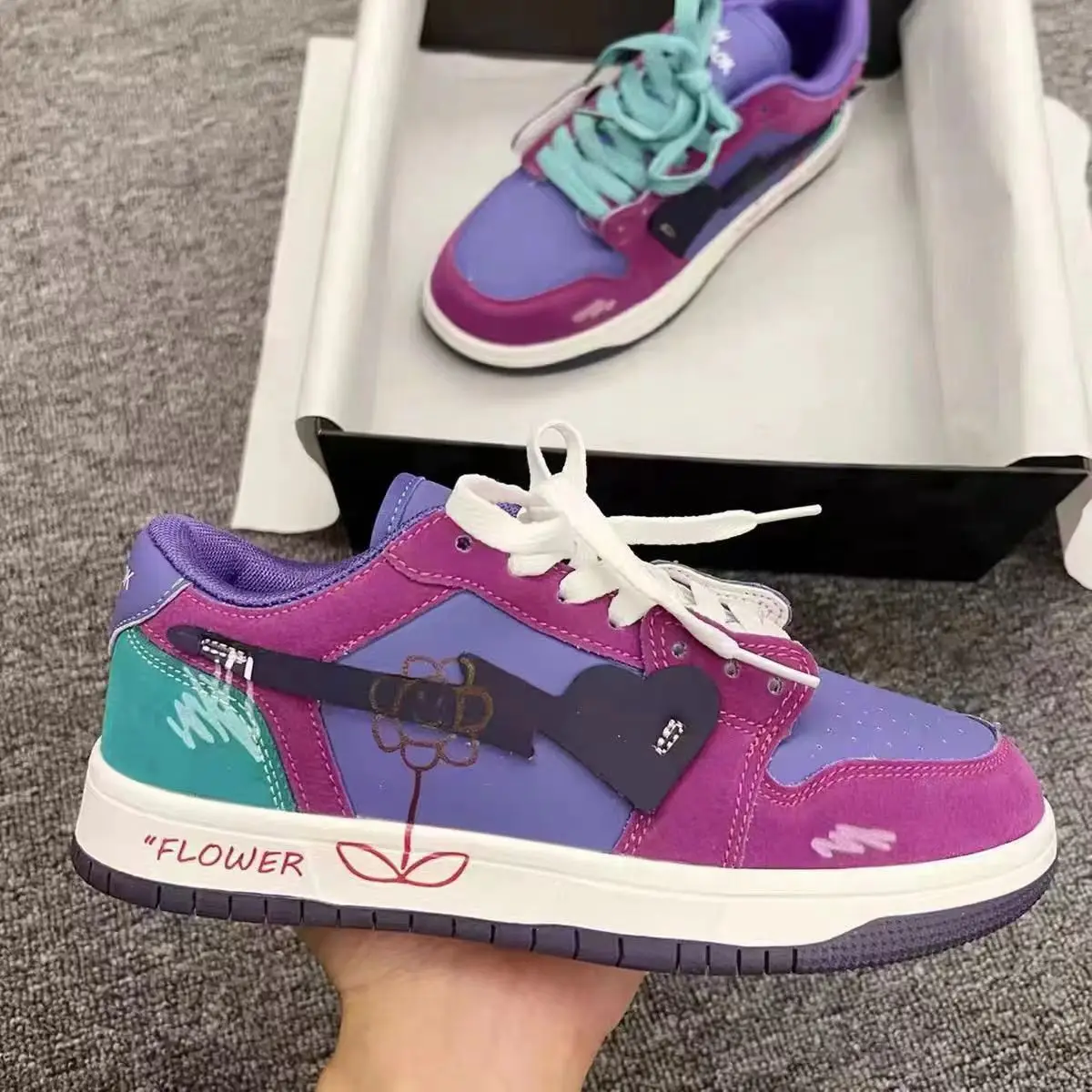 High quality  custom suede Men Shoes Sneaker Supplier Manufacturer Make Your Own brands Custom skate Shoes unisex