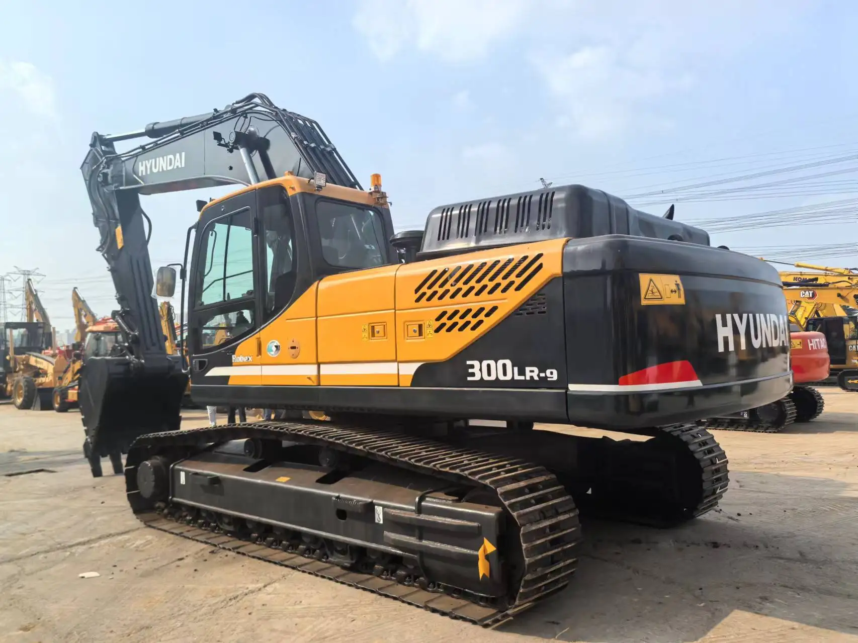 Used  Excavator Hyundai 300 Excavator Hot Sale In Shanghai