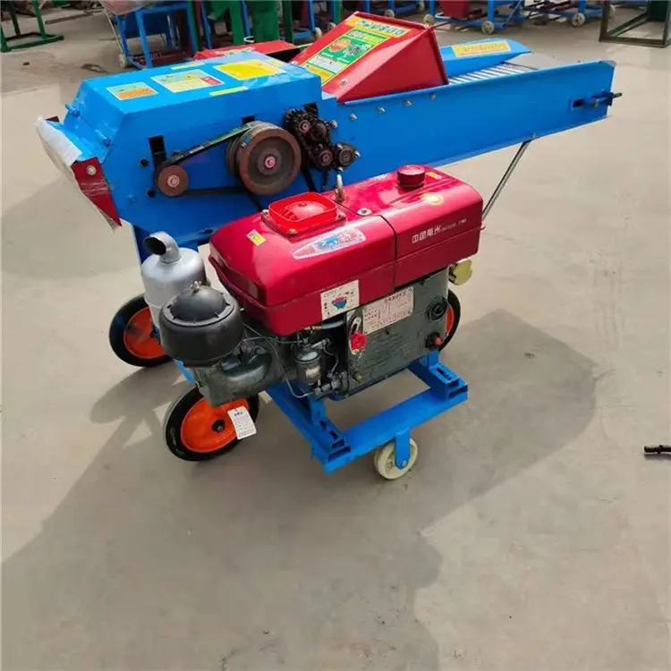 Top sale 3.8/8T hay forage chopper small chaff cutter machine with diesel engine grass chaff cutter machine animal feed