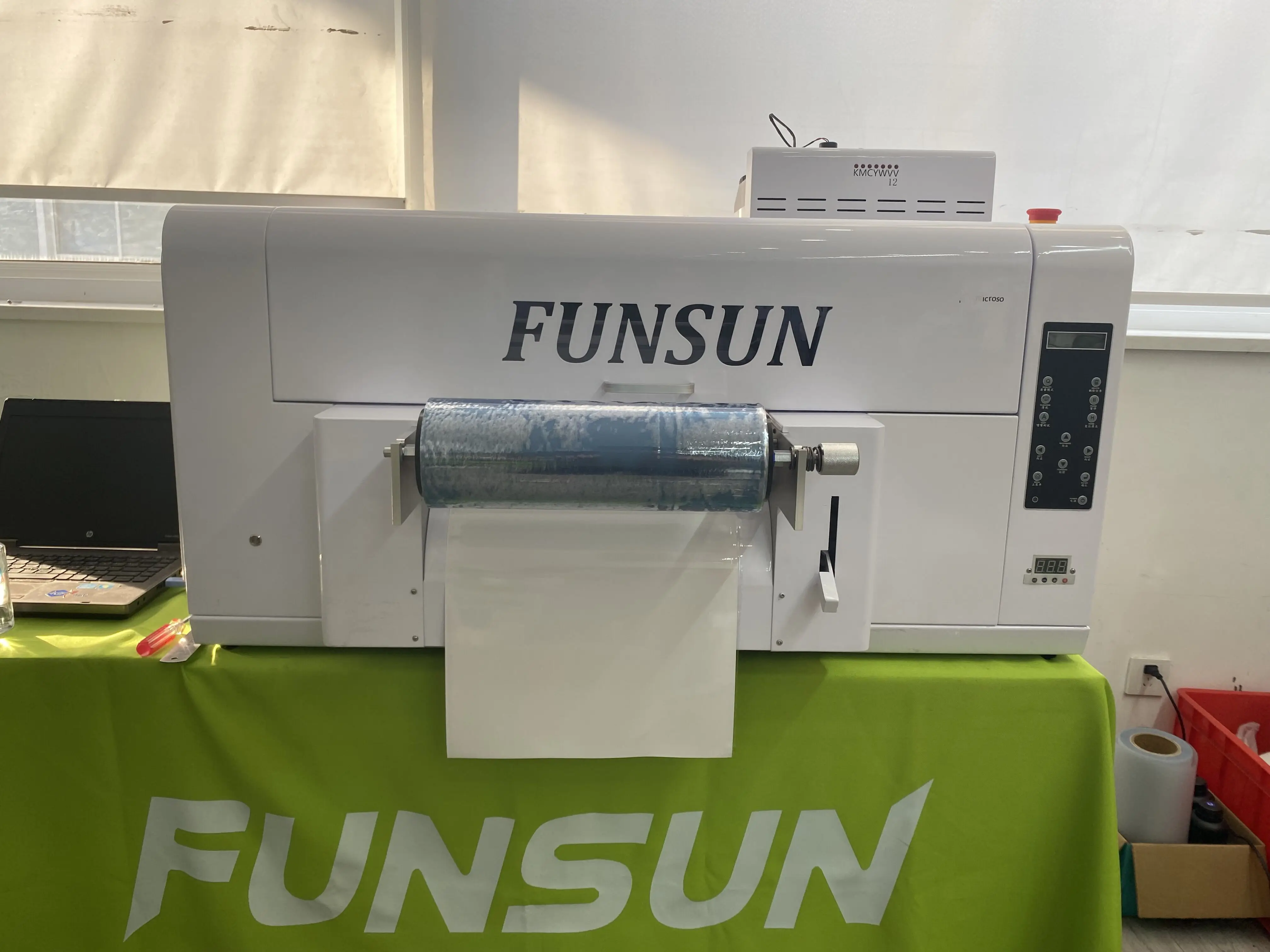 Factory Direct Sale Funsun 30cm Roll to Roll UV DTF Printer Direct to Film for Phone Case Wood Glass Bottle