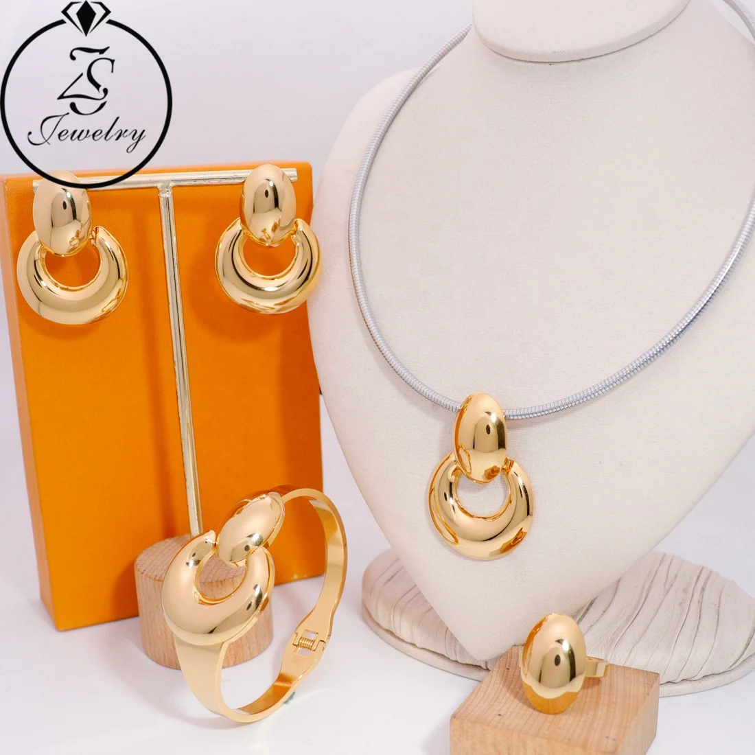 18k Gold Plated Rings 316L Stainless Steel Necklace Earrings Ring Jewelry Set  African Dubai Bridal Jewelry Set