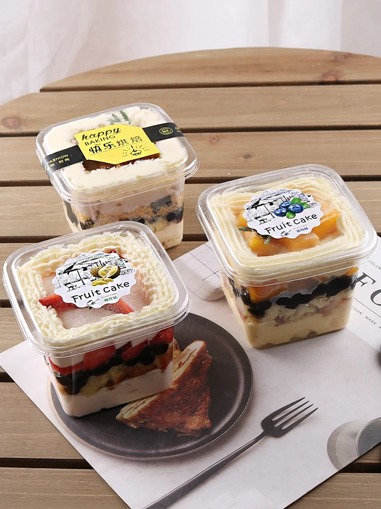 
Dessert shop supplies disposable Square plastic dessert cup Clear Plastic Cake Mousse Cup Tiramisu Contain with PET lid 