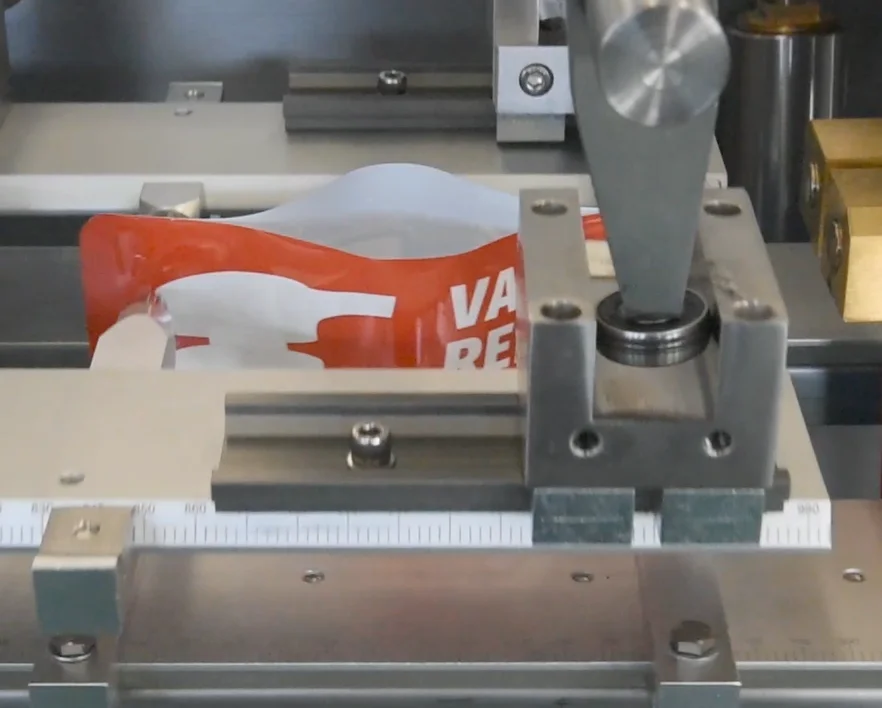 SG-180D premade bag packing machine for granule food candy factory