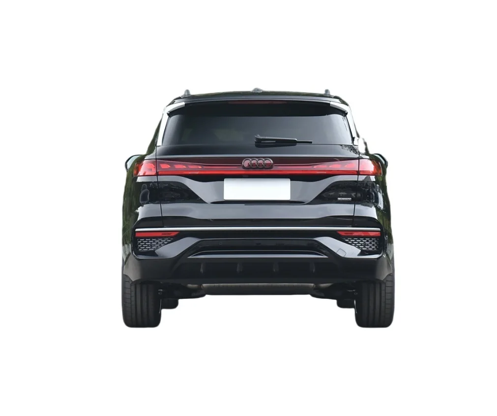 SAIC Audi Q6 2024 45 TFSI    Black Knight Edition 7-seater